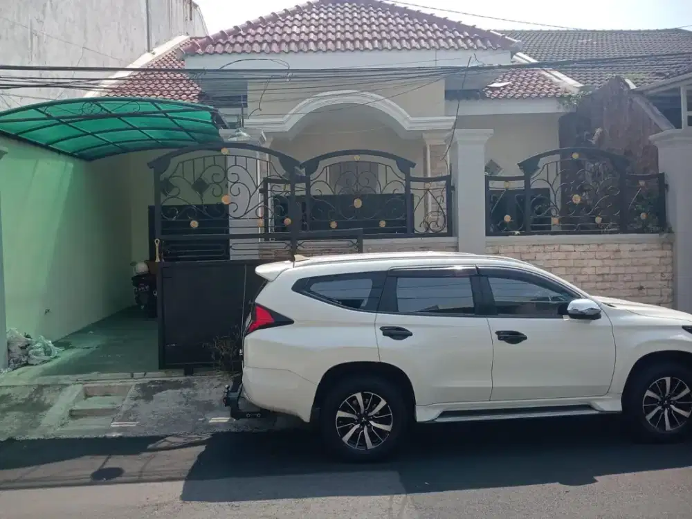 Jual murah rumah bisa untuk kantor di Semampir surabaya
