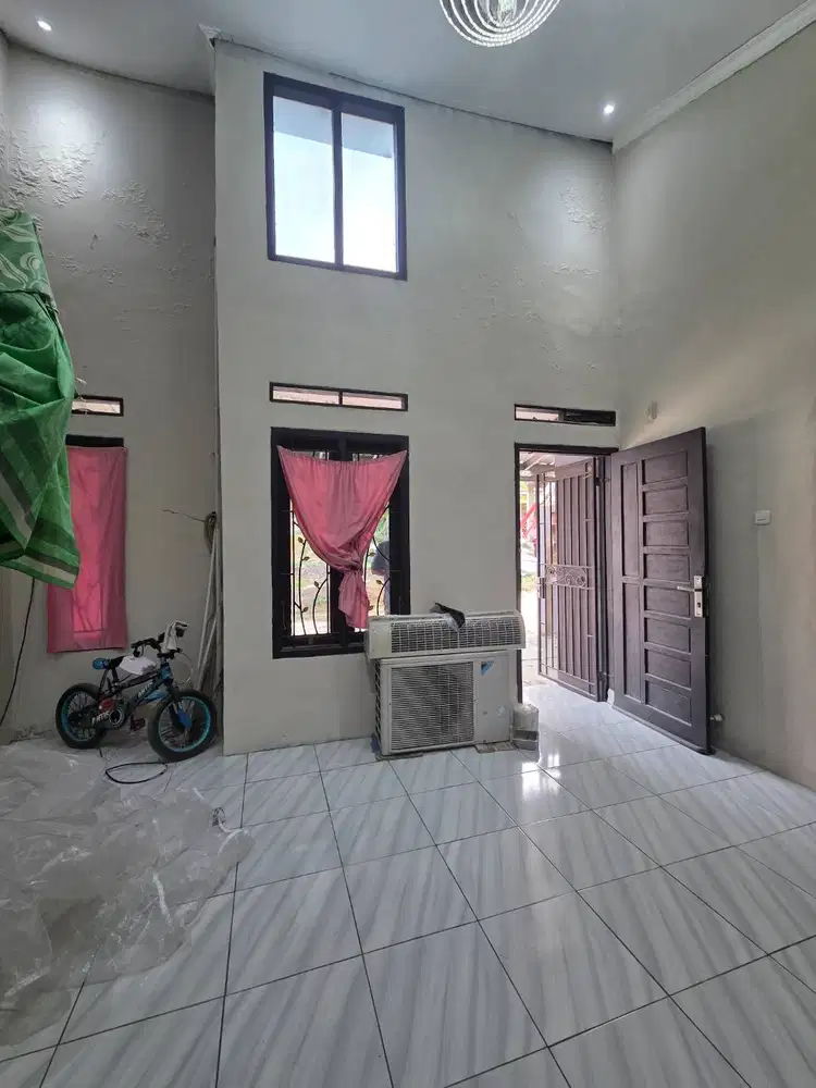 Rumah pribadi atas nama sendiri