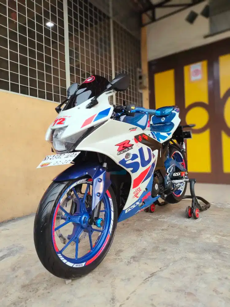 Suzuki GSX / GSX 150R Keyless 2020, White Premium Metalic, Odo 7 RB !.
