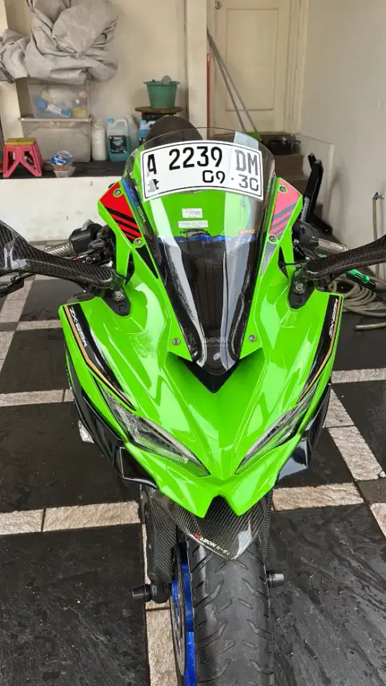 For sales Kawasaki Ninja Zx 25R