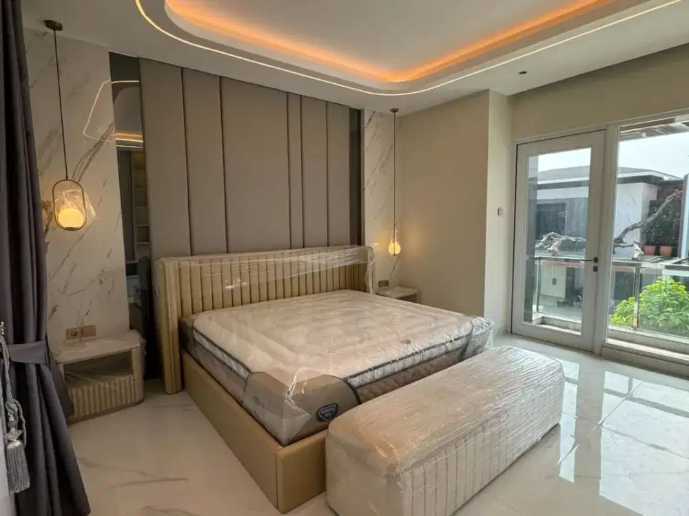 Rumah Mewah Full Furnish Dekat Kawasan Kuliner dan Bisnis di Pasadena Grand Residence Gading Serpong