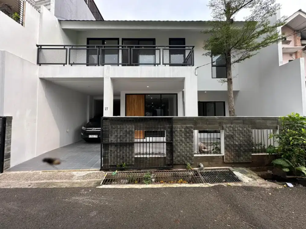Dijual Cepat Rumah 4 Badroom Luas 270 Sqm Huni Jakarta Selatan