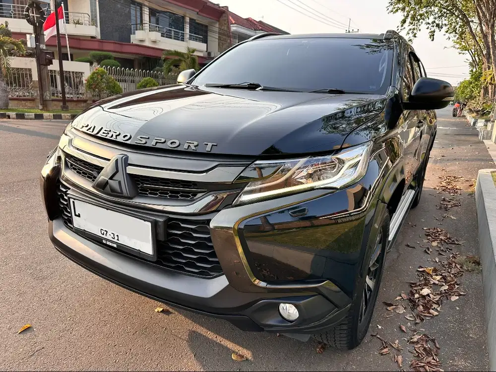 Mitsubishi Pajero Sport Dakar 2016 mulus terawat siap pakai