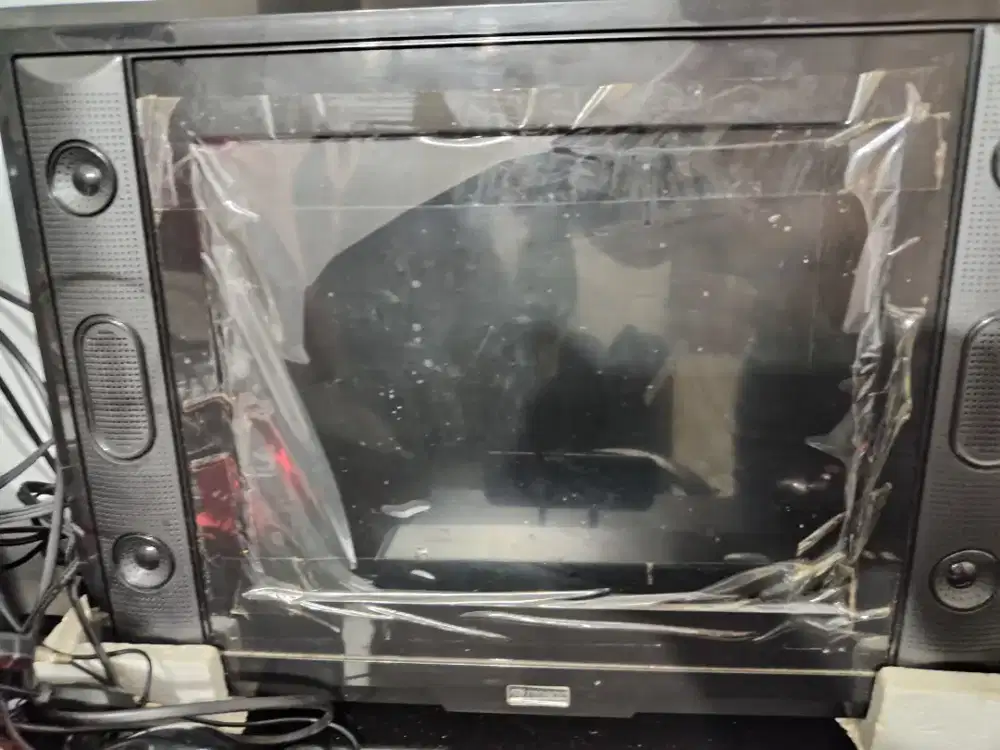 TV LED TRISONIC 15