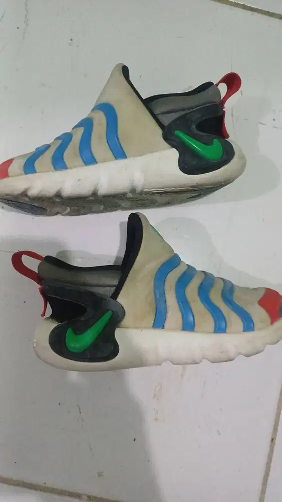 Sepatu anak nike dynamo Go original