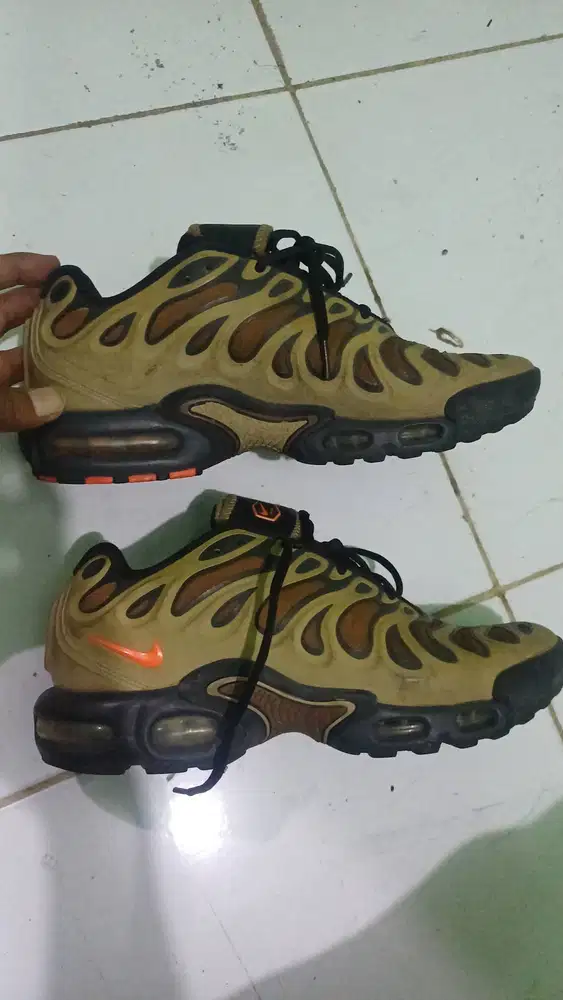 Sepatu Nike Air Max Plus Tn Running Original