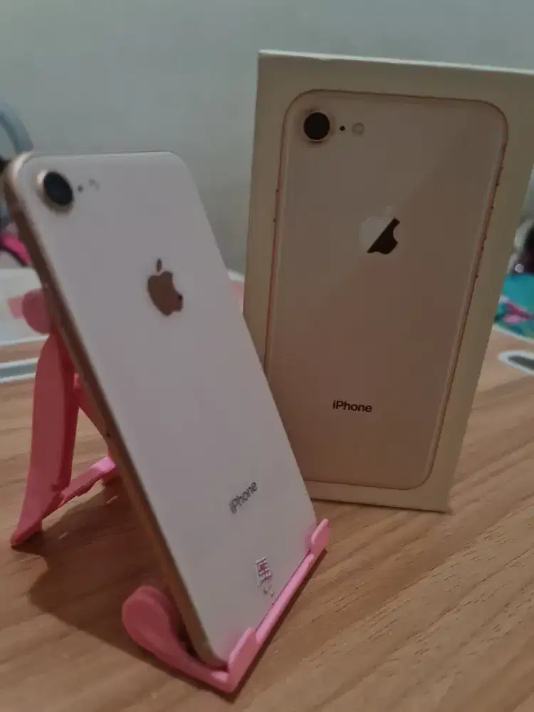 Iphone 8 64GB Gold
