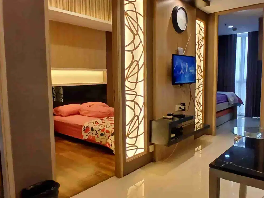 sewa apartemen the Linden Marvell city 2 bed room mewah furnished tinggal bawa koper di Surabaya pusat