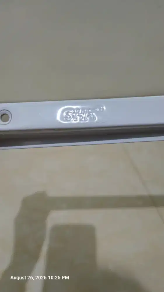 Siku rak SHK putih 27x37cm/shelf bracket/penyangga ambalan