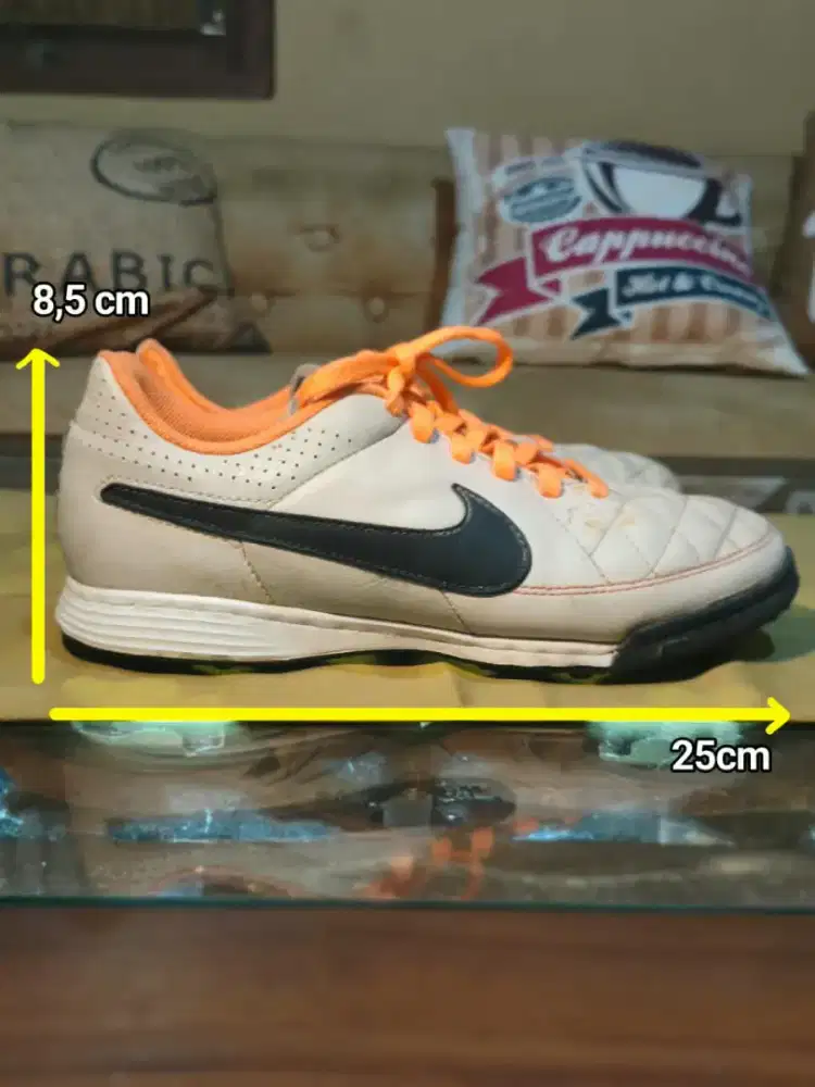 Di jual sepatu Nike ori