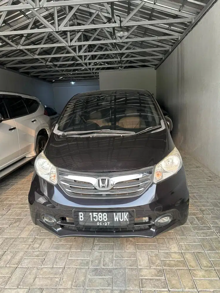 HONDA FREED PSD 2012
