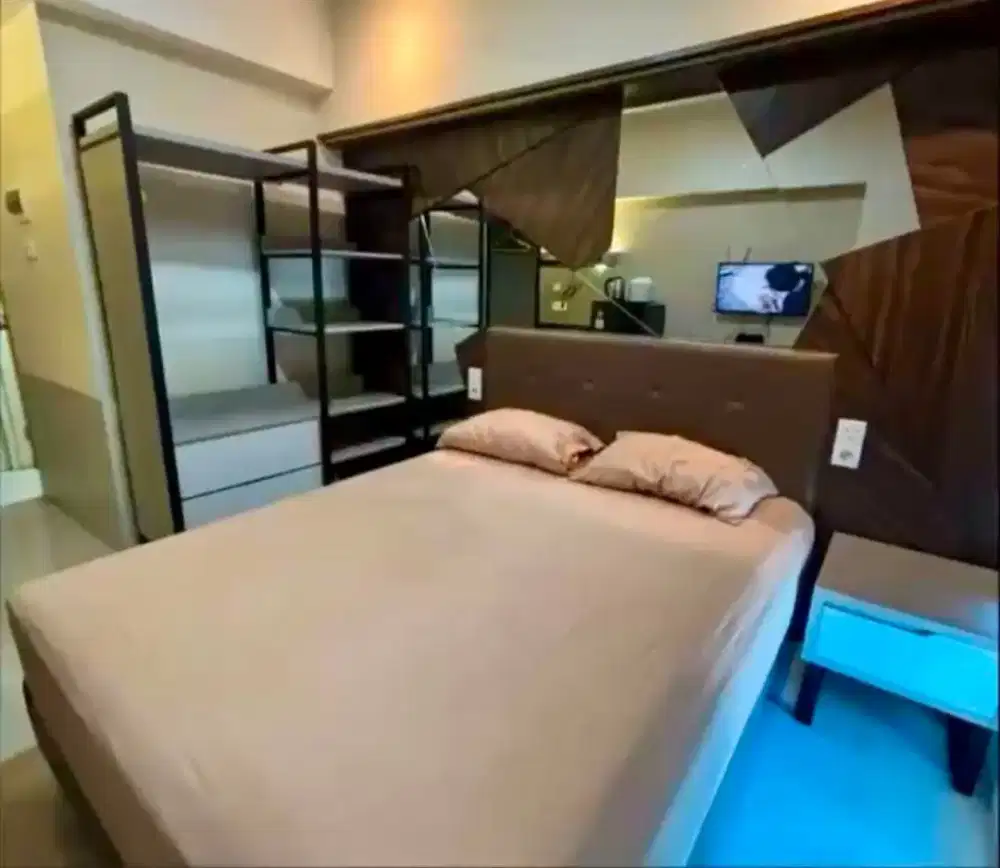 Disewakan Unit Studio Furnished Apartemen Tanglin, Surabaya