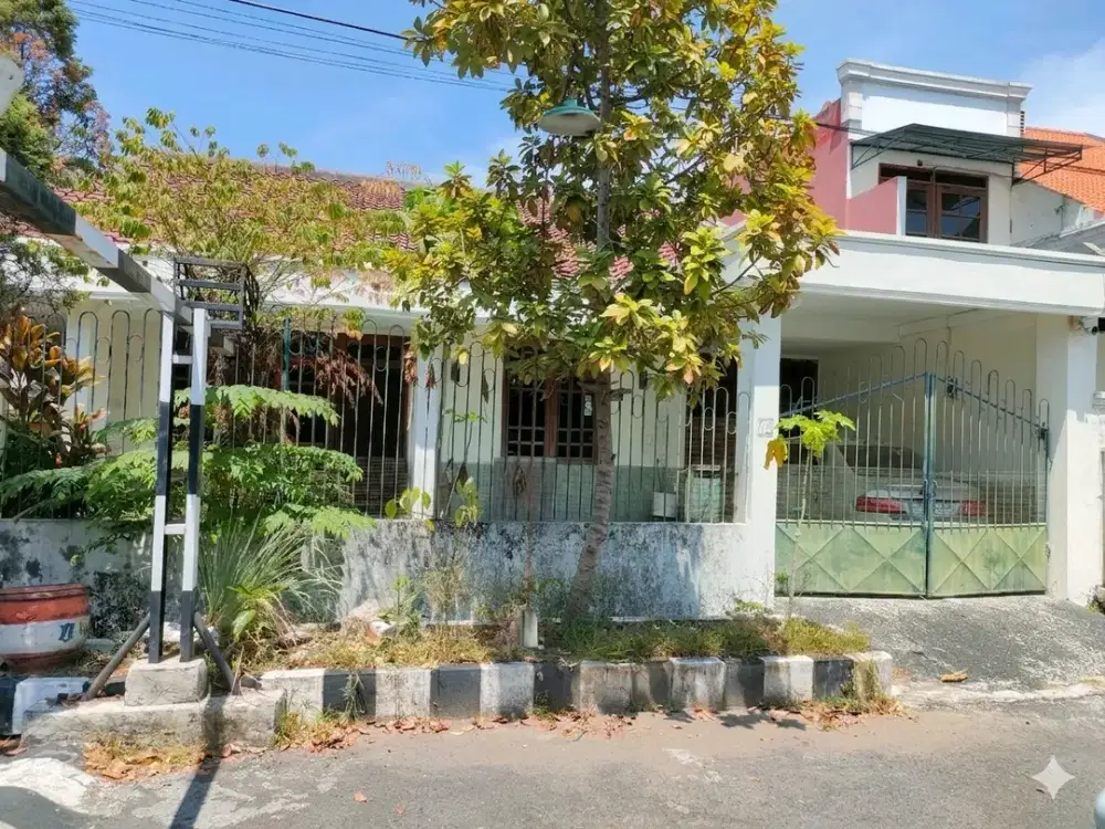 Rungkut Asri Barat