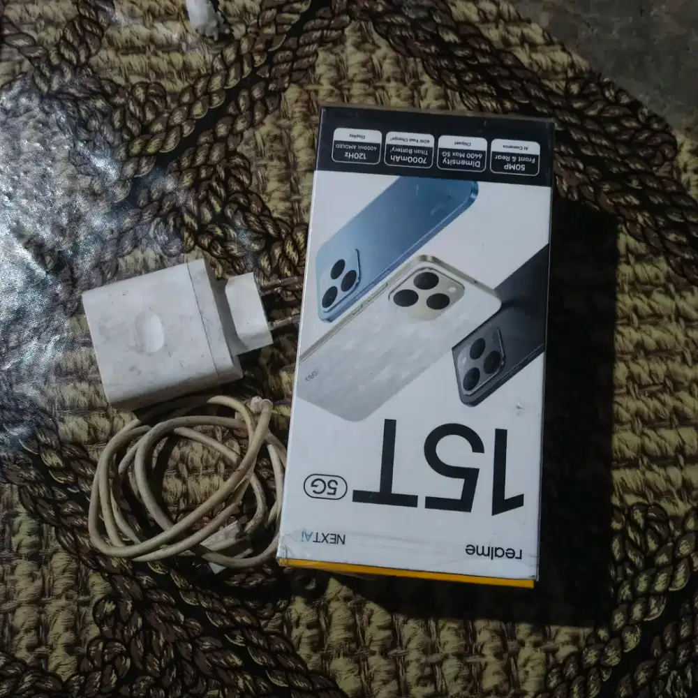 Realme 15t full set kotak, charger dll