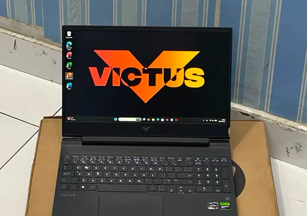 Laptop HP VICTUS 15 Gaming Fulset Ryzen 5- 7553HS RTZ 2050