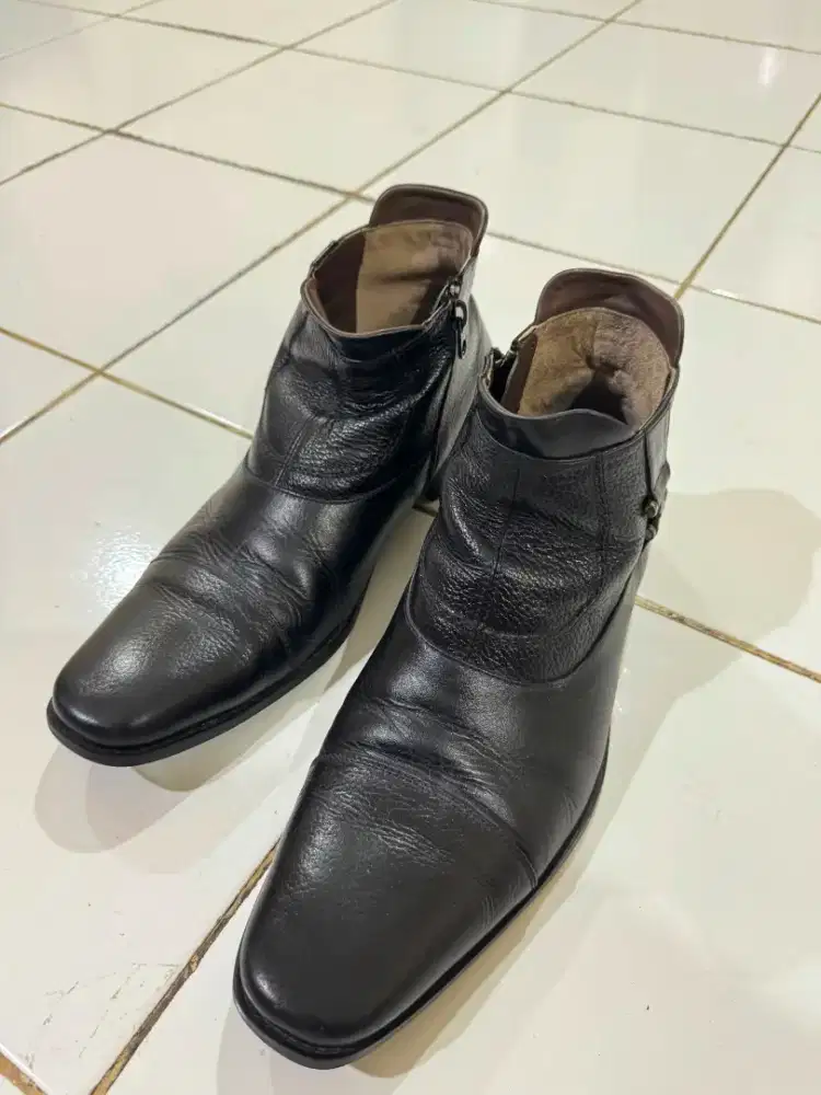 Sepatu Boots Kulit by Buccheri Size 42