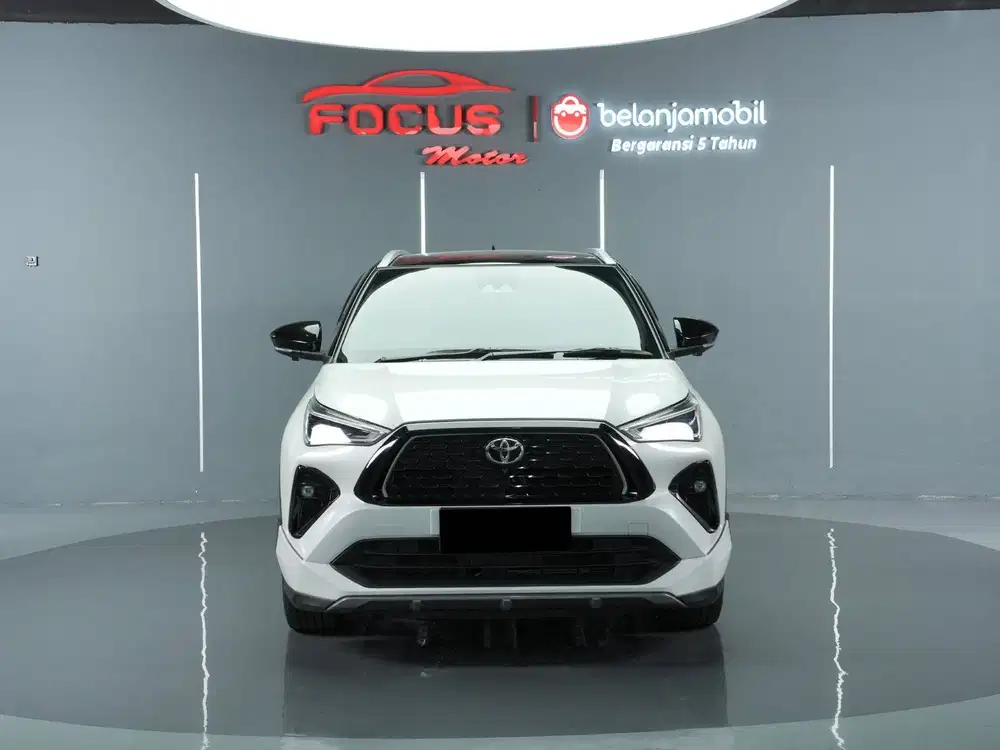 Toyota Yaris Cross HEV 1.5 GR Hybrid CVT TSS Dual Tone AT Putih Gress