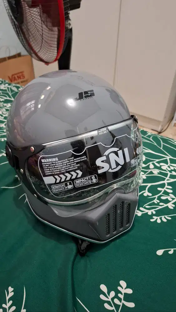 Helm Cakil JS (NEW CONDITION)
