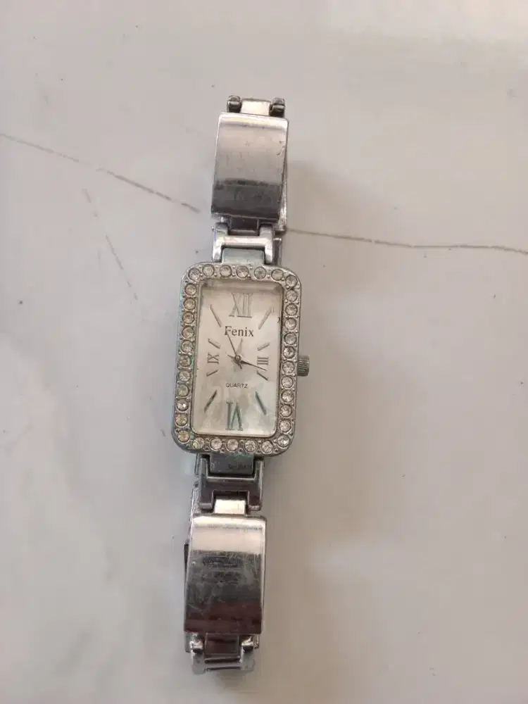 Jam tangan wanita merk fenix