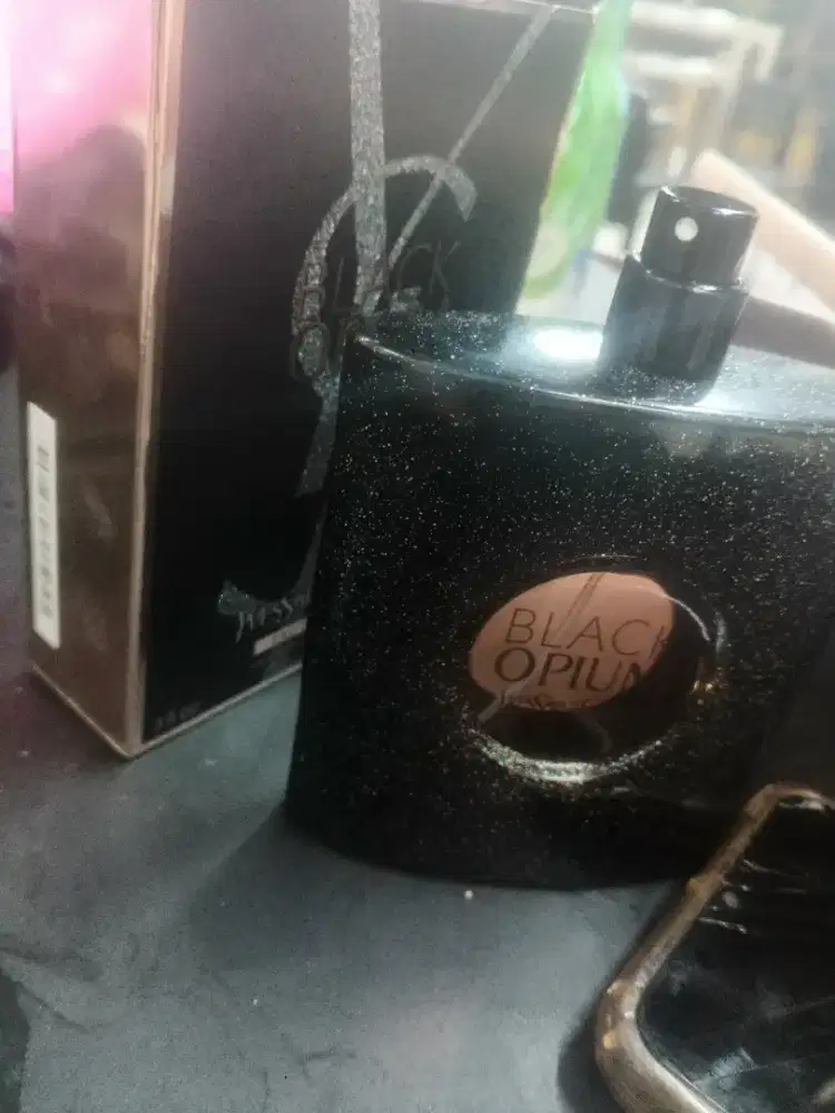 Parfume YSL black opium