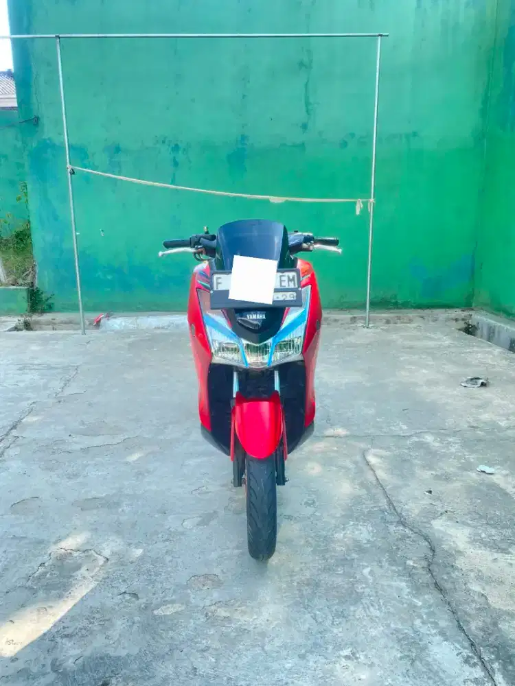 Yamaha lexi 2019 non keyles