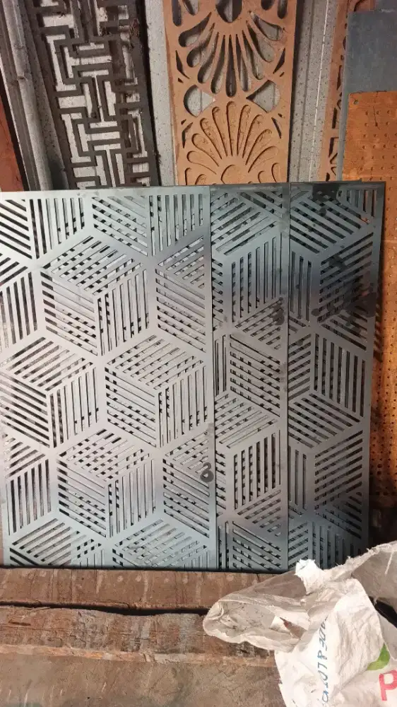 Silahkan yg mau order cutting laser...dengan berbagai motip