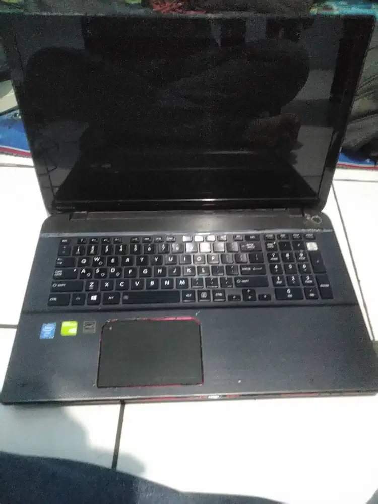 Toshiba Qosmio X75 17inch i7 4700Mq 24/256/1tb gtx 770m