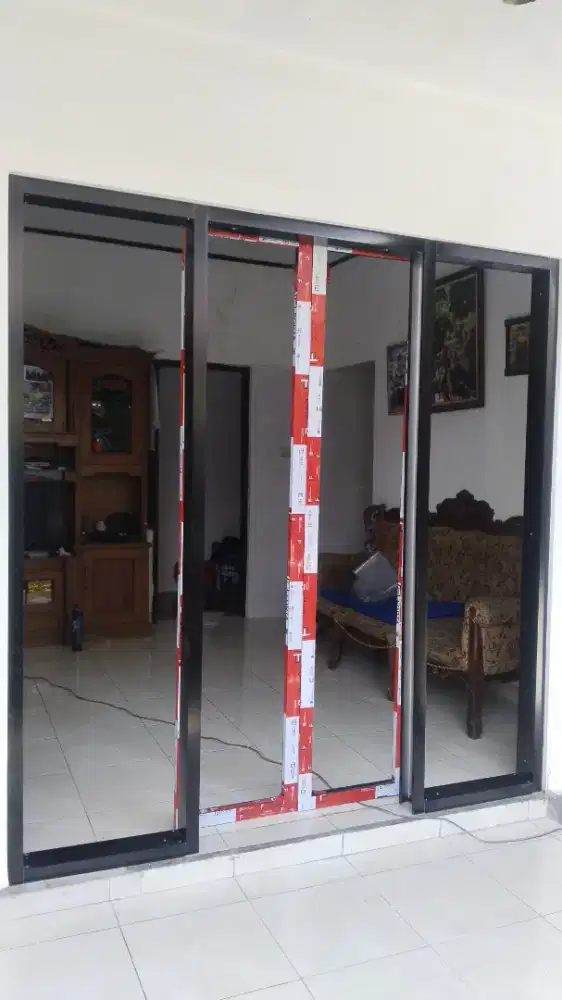 Aluminium kusen, pintu, jendela