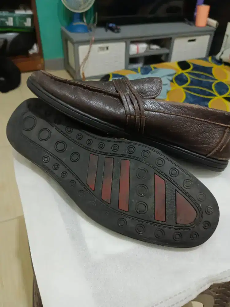 Sepatu kulit asli merk obermain