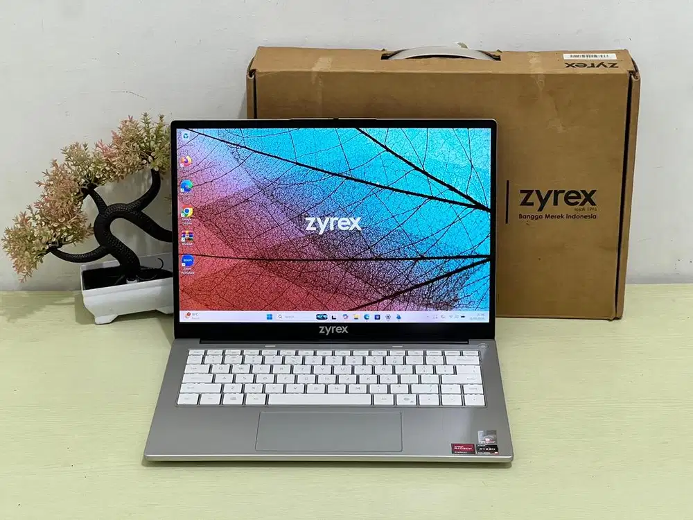 Zyrex D-Tech Pro Ryzen 5-6600H RAM 16 SSD 512 GB Fullset Mulus