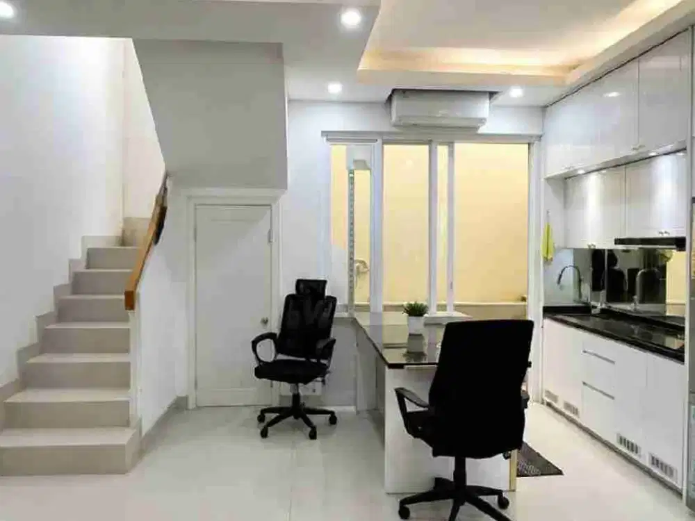 DI ELISTA VILLAGE GADING SERPONG RUMAH SIAP HUNI  DIJUAL CEPAT