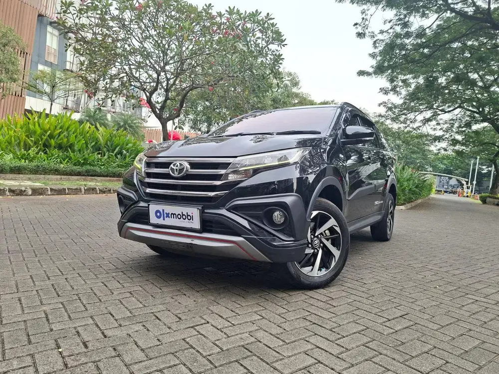 TDP 1 JUTA Toyota Rush 1.5 TRD Sportivo Bensin-AT 2021 Hitam CSRRB
