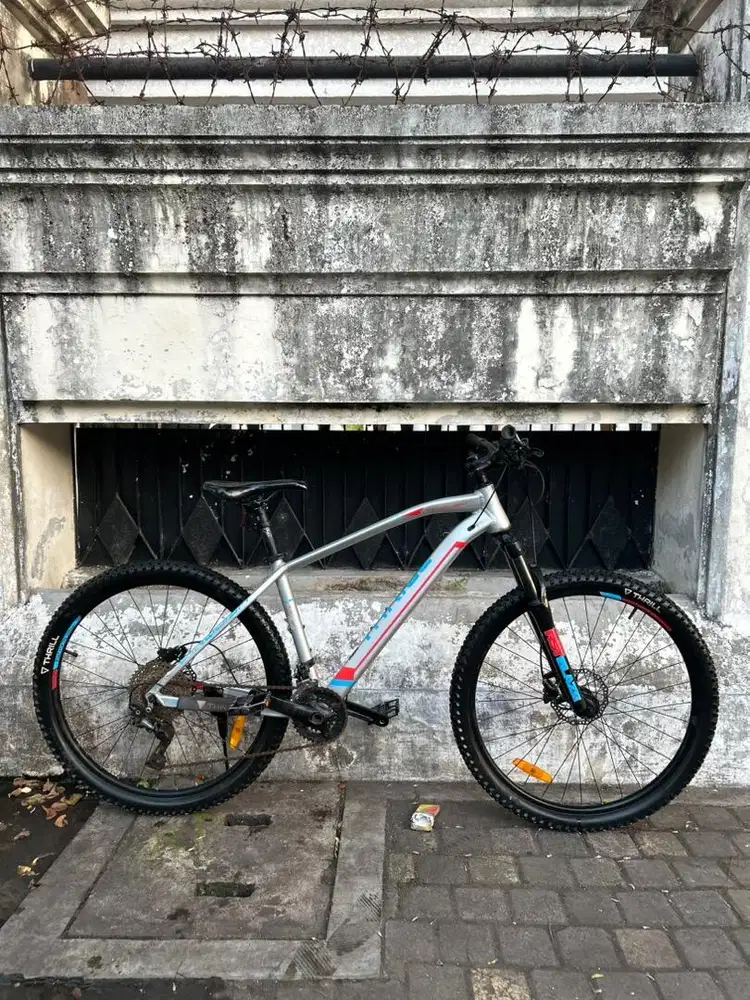 Sepeda MTB Thrill Vanquish Elite