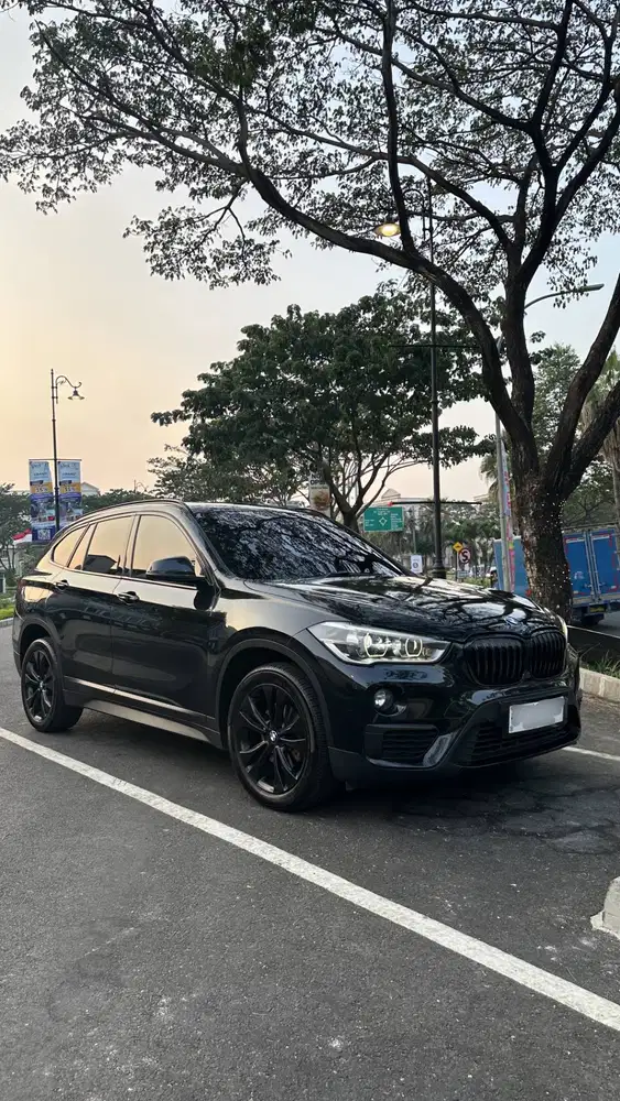 BMW X1 KM LOW DAN ANTIK DI PASTIKAN CIAMIK 2019
