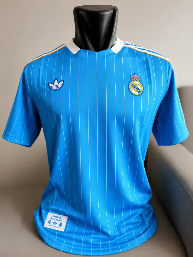 Retro jersey realmadrid fc