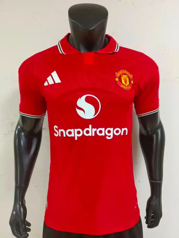 Jersey manchester united FC player isuee
