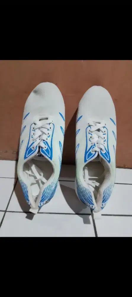 Dijual Sepatu Kets