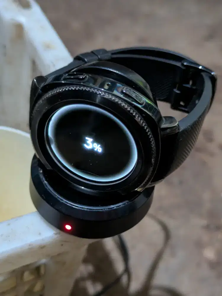 Jam tangan samsung galaxy gear sport