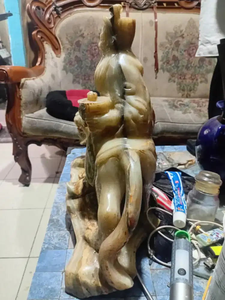barang antik patung dewa