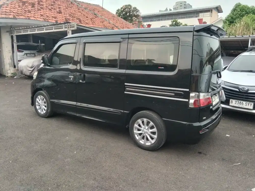 Luxio Daihatsu luxio