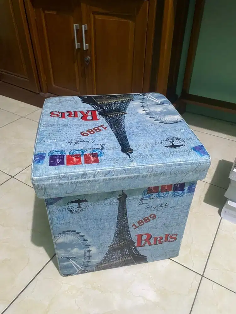 [DIJUAL CEPAT] Tempat Penyimpanan / Bisa Jadi Kursi Santai