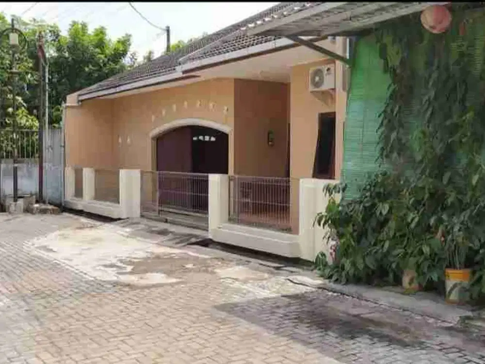 RUMAH CANTIK DI GRAHA MUKTI UTAMA TLOGOMULYO PEDURUNGAN SEMARANG