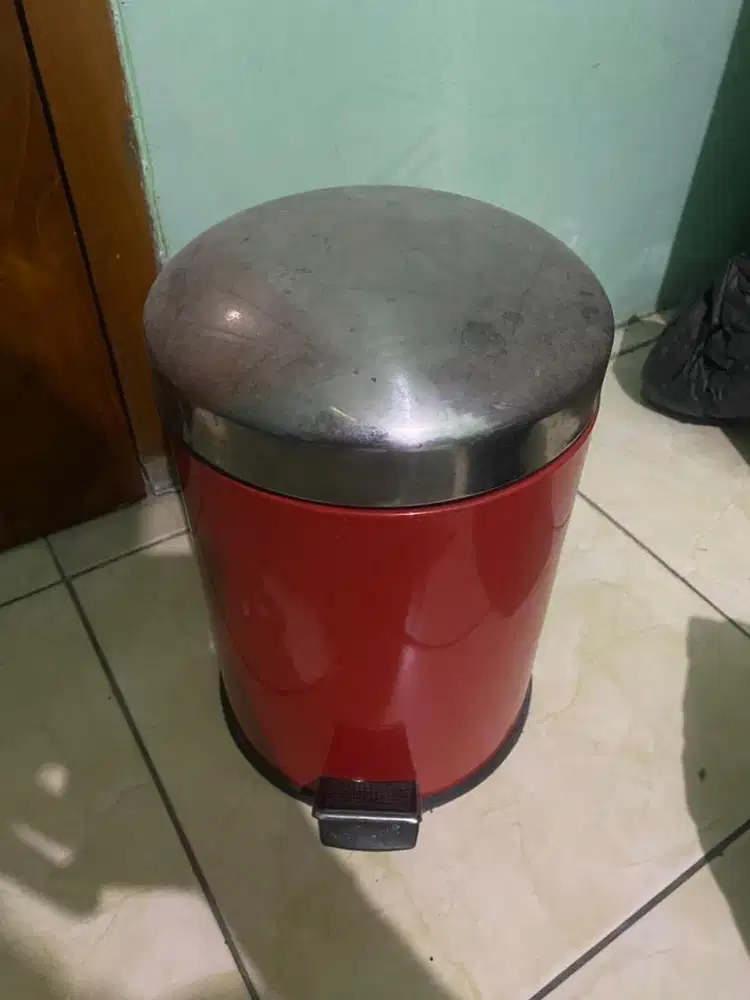 [DIJUAL CEPAT] Tempat Sampah Kecil