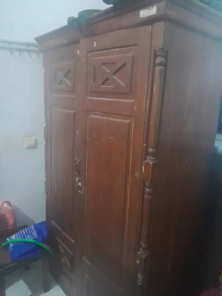 Lemari jati 2 pintu
