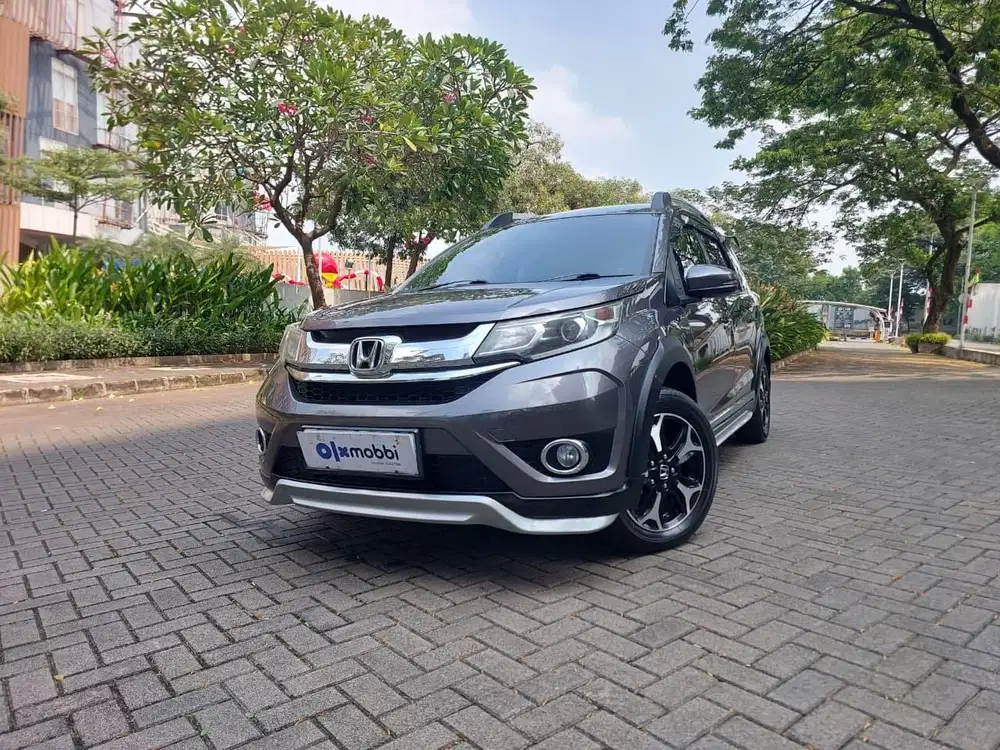 TDP 1 JUTA Honda BR-V 1.5 Prestige Bensin-AT 2018 Abu CEYLB
