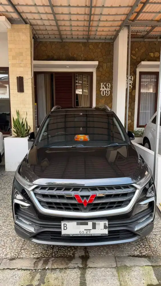 Wuling Almaz Smart Enjoy 7-Seater Tipe Tertinggi