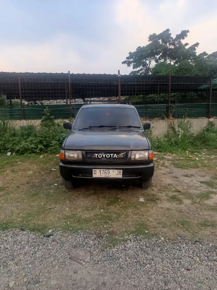 Toyota Kijang SGX 1997