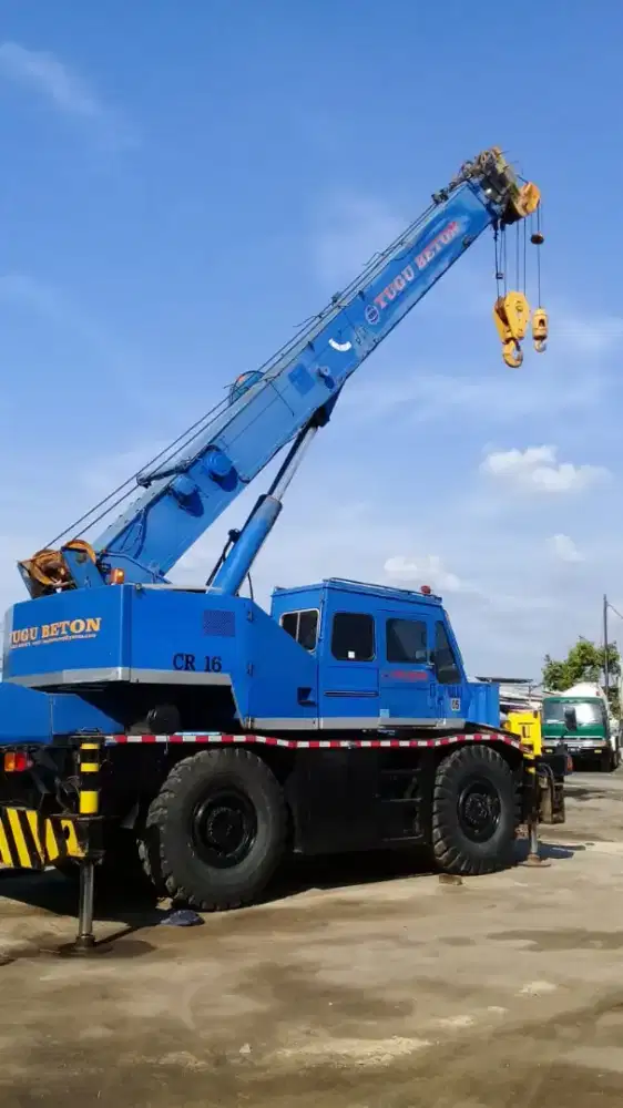 Raughterain crane kato 25 ton tahun 96