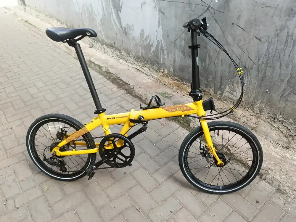 Sepeda Lipat Dahon Ion Madison