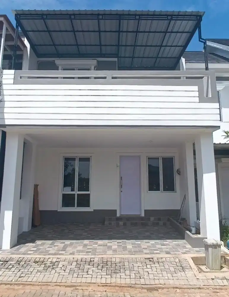 Hyland Residence